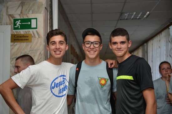 Anthony Herrera left Makar Donskoy middle