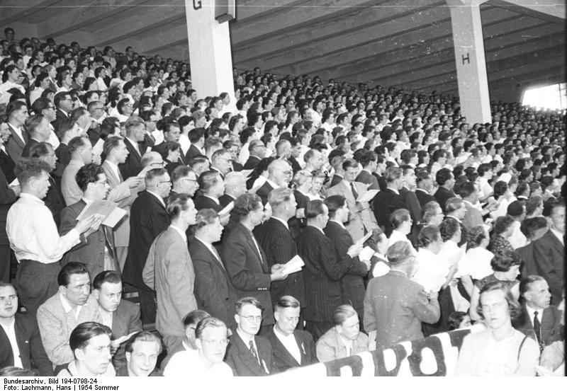 Bundesarchiv Bild 194-0798-24 Düsseldorf Veranstaltung mit Billy Graham